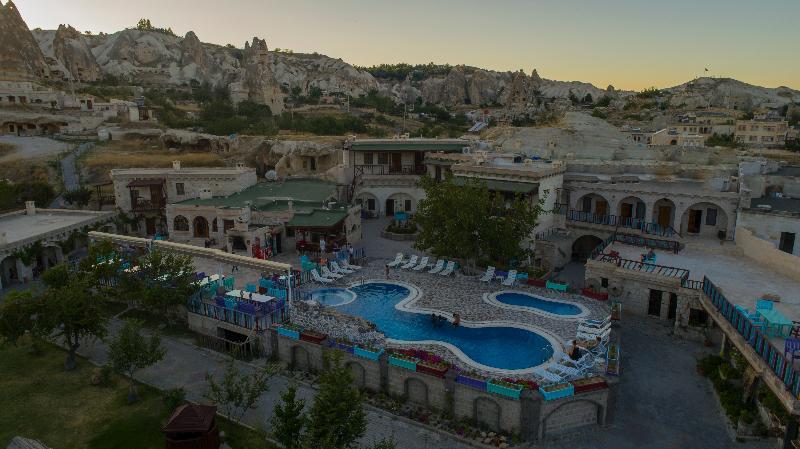 Holiday Cave Hotel Гьореме Екстериор снимка